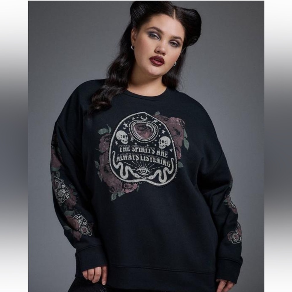 Nightfall relaxed cozy fleece beaded sweatshirt 🖤